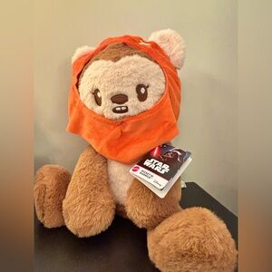 NWT Star Wars Weighted Wicket W. Warrick Plush